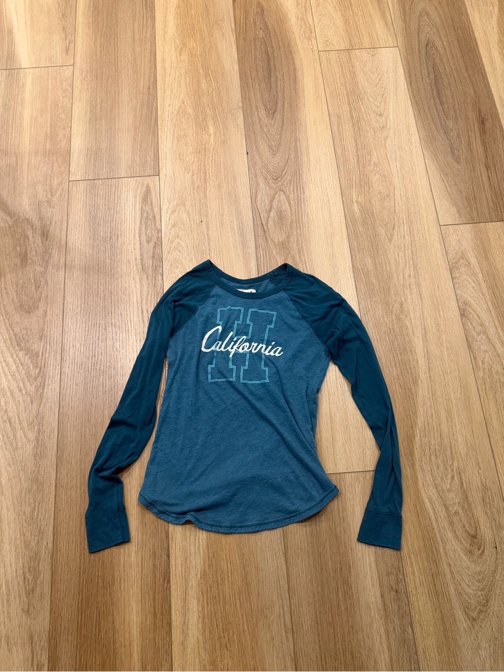 Hollister Teal Blue 'California' Long Sleeve Tee